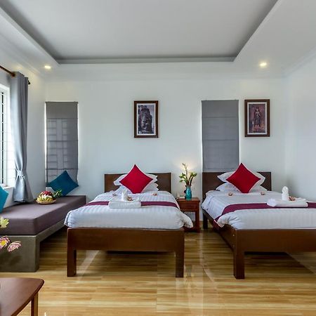 Ravel Boutique Hotel Siem Reap Bagian luar foto