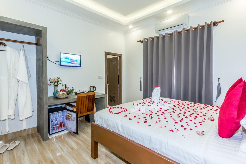 Ravel Boutique Hotel Siem Reap Bagian luar foto