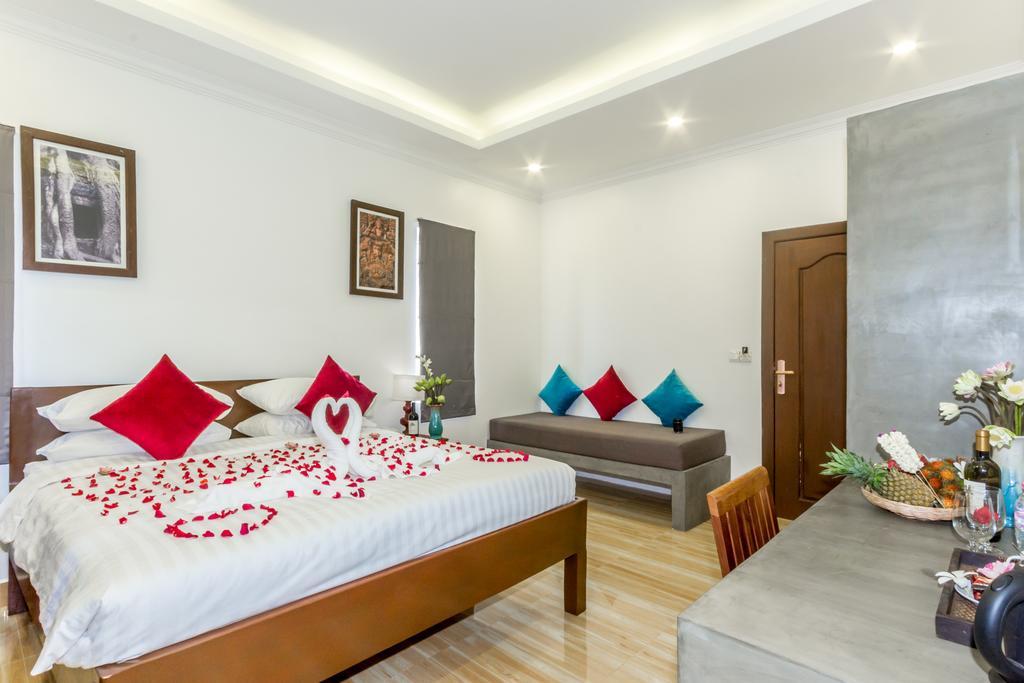 Ravel Boutique Hotel Siem Reap Bagian luar foto